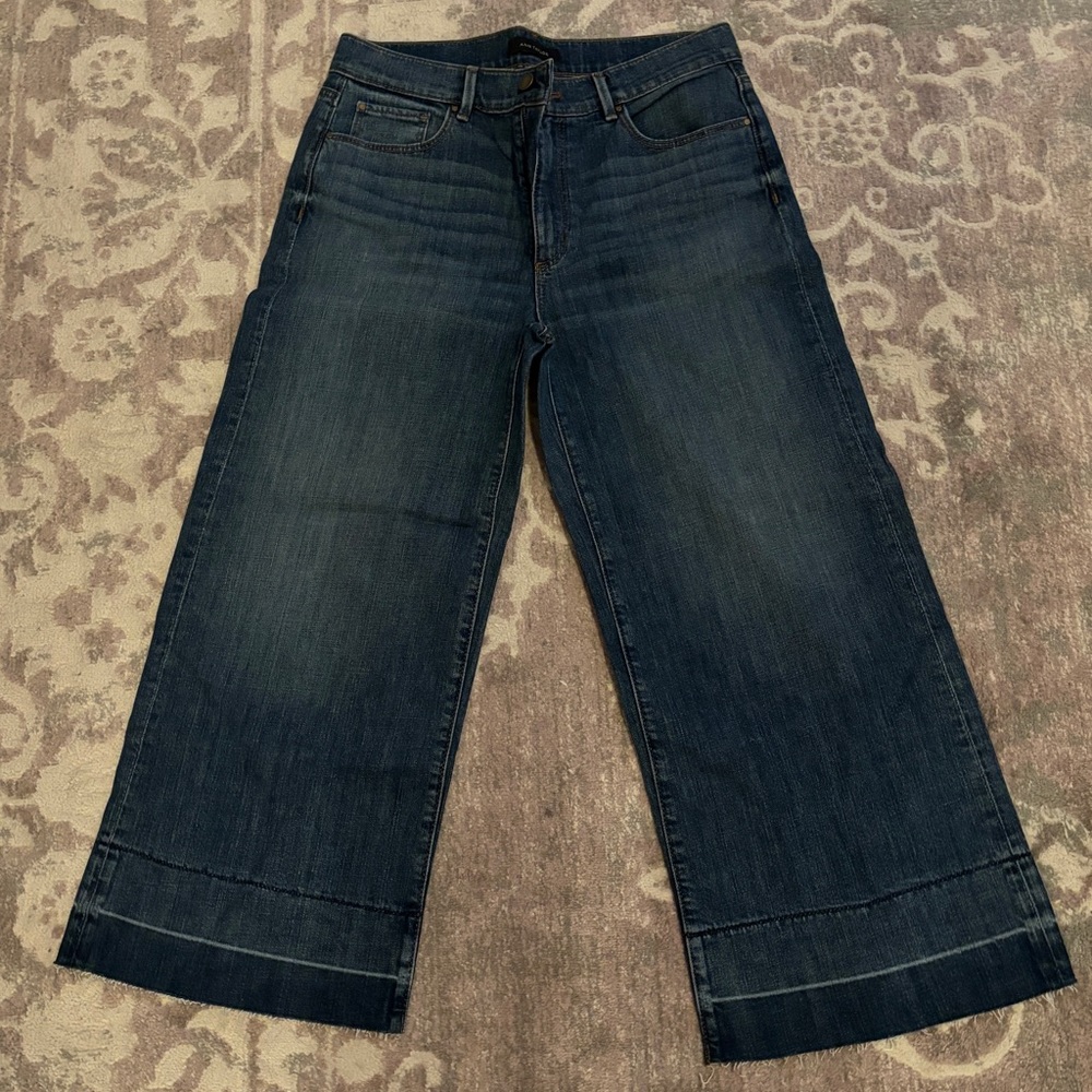 NWT Ann Taylor Womens Wide Leg Crop denim Size 6
